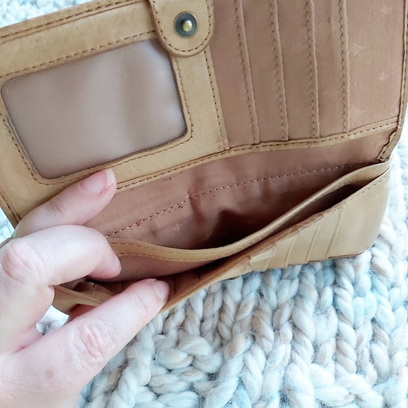 🗝Fossil Explorer Tan Leather w/Colored Stitch Strip - Picture 9 of 11